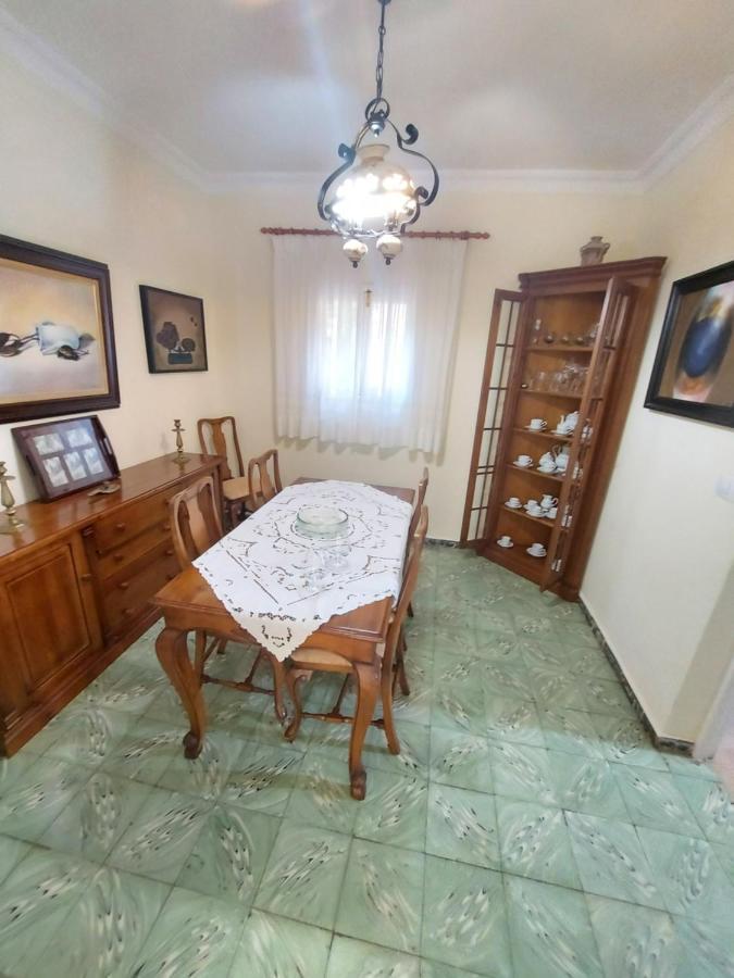 Villa Udilla Arona  Eksteriør billede